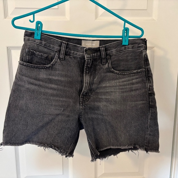 Everlane Women's Cheeky Jean Short in Vintage Black, Size 30 - Picture 3 of 4